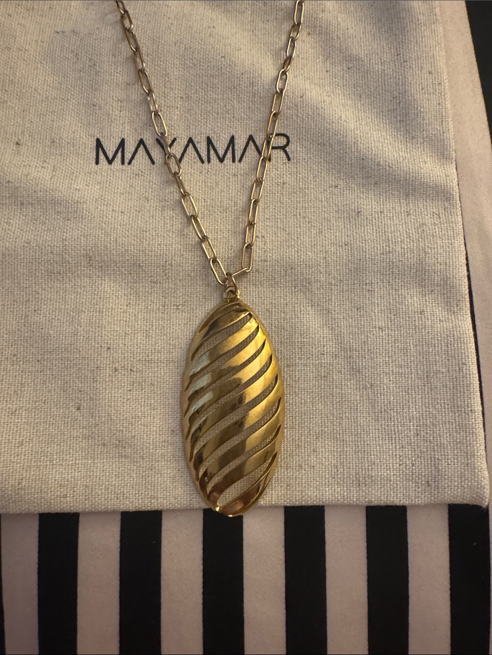 MayaMár Gold Ribbed Oval Pendant Necklace - Picture 2 of 3